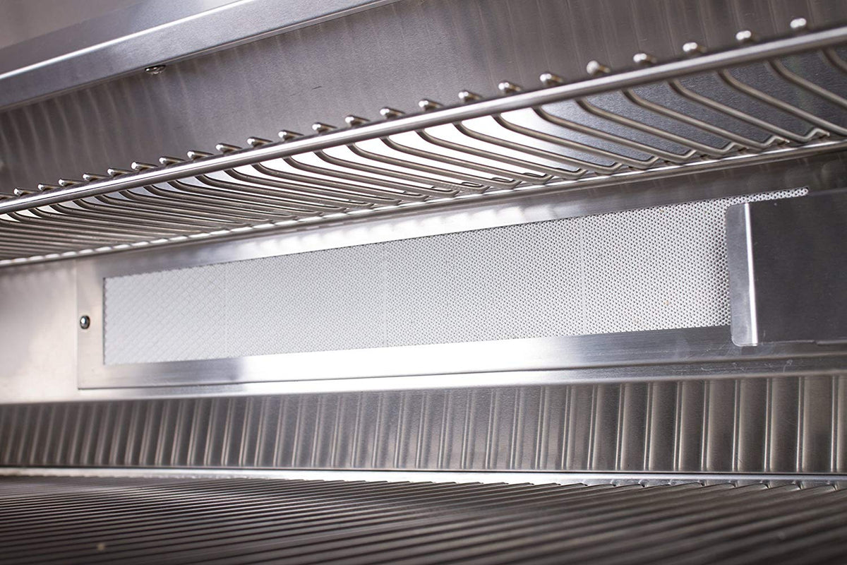Whistler CBB500-LP/NG — ceramic rear burner and warming rack detail