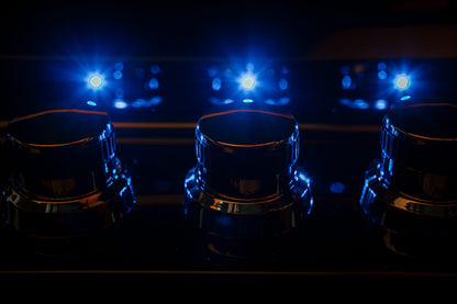 Whistler CBB500-B-LP/NG — illuminated blue control knob detail